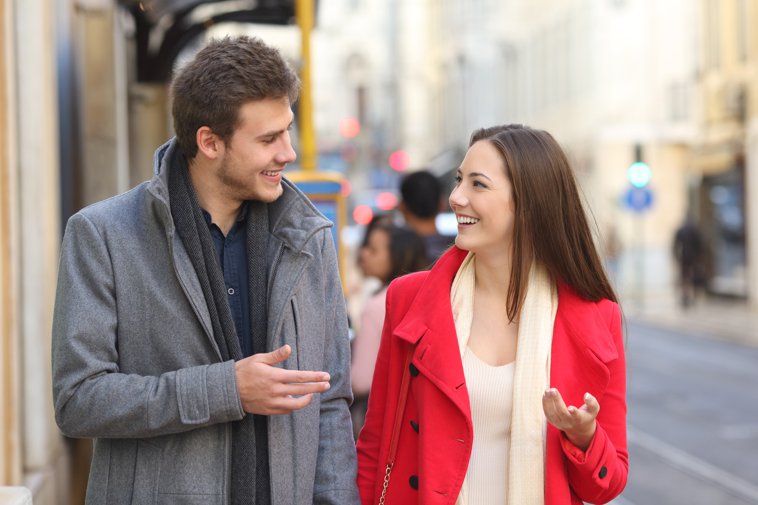 "What Are You Doing?" in Spanish | SpanishDictionary.com